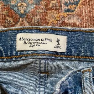 Abercrombie and Fitch 90s Relaxed Jeans